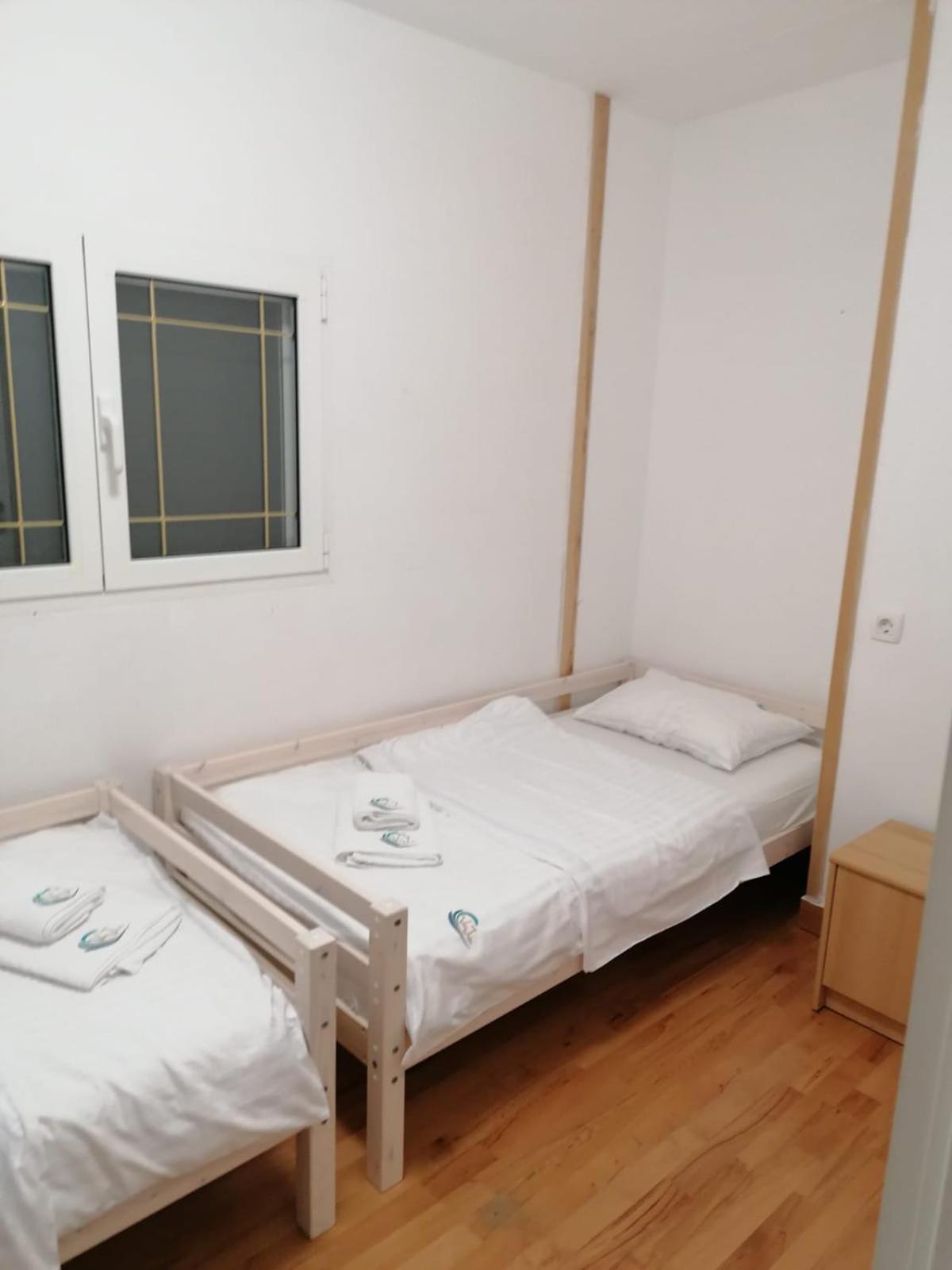 Apartments Villa Julia Трогир Екстериор снимка