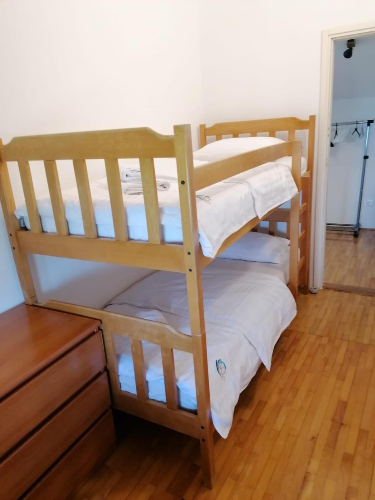 Apartments Villa Julia Трогир Екстериор снимка