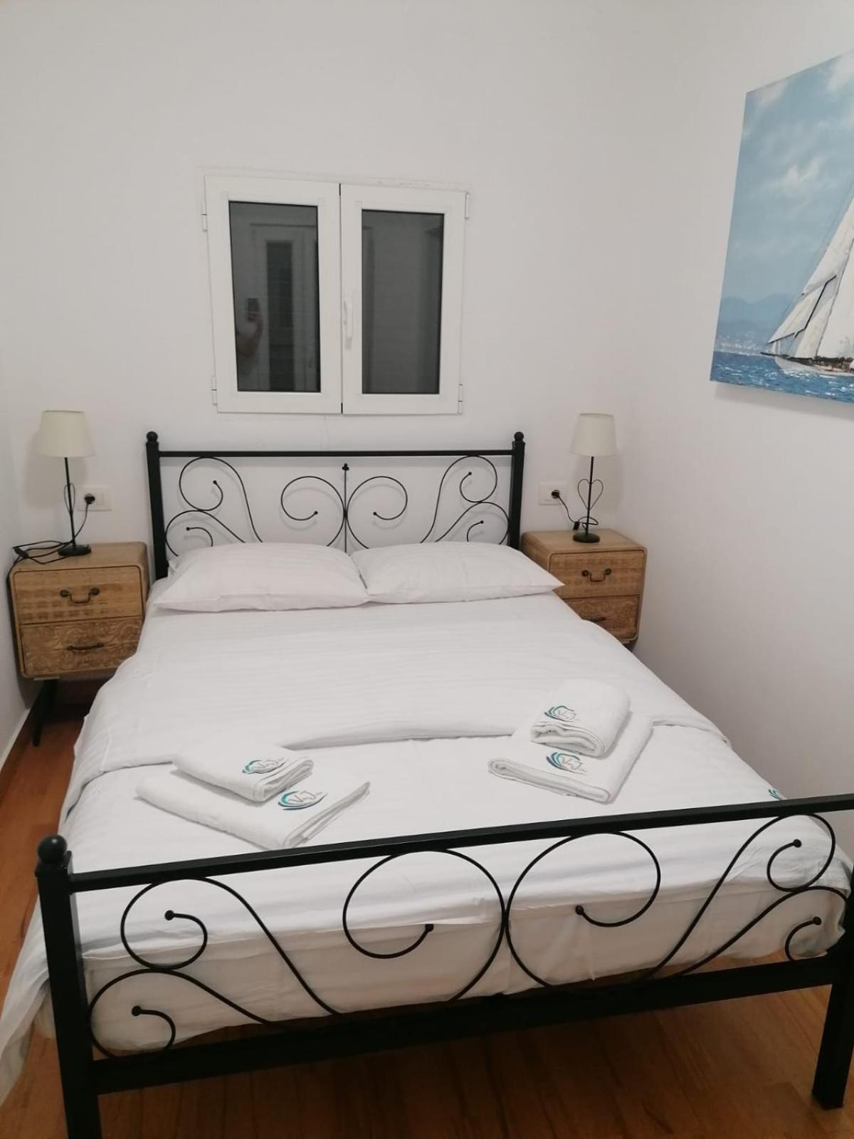 Apartments Villa Julia Трогир Екстериор снимка